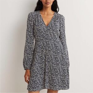 Boden Navy and White Floral Dress with Balloon Sleeves Size 6